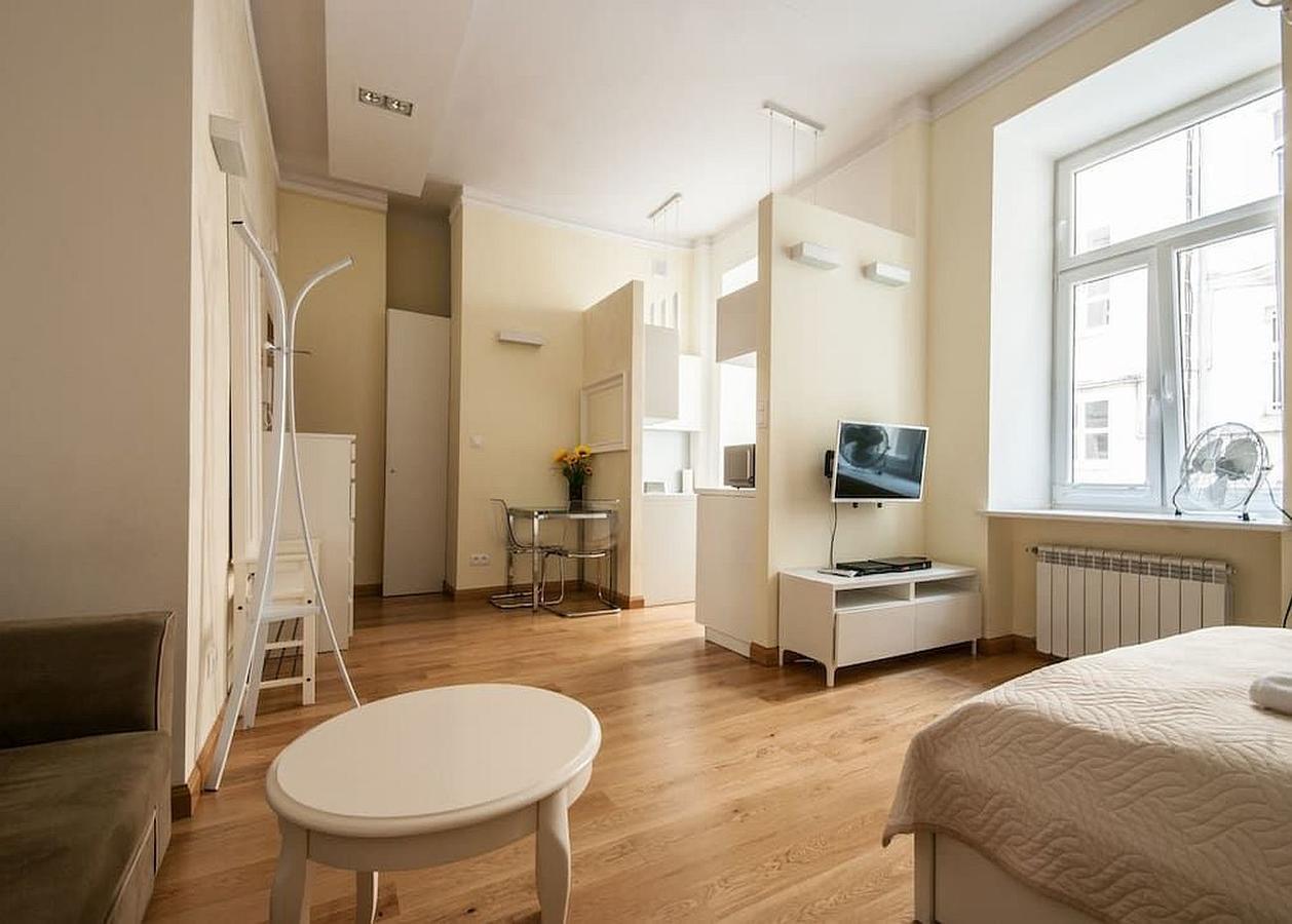 Elegant Apartment Foksal Warsaw Exterior photo