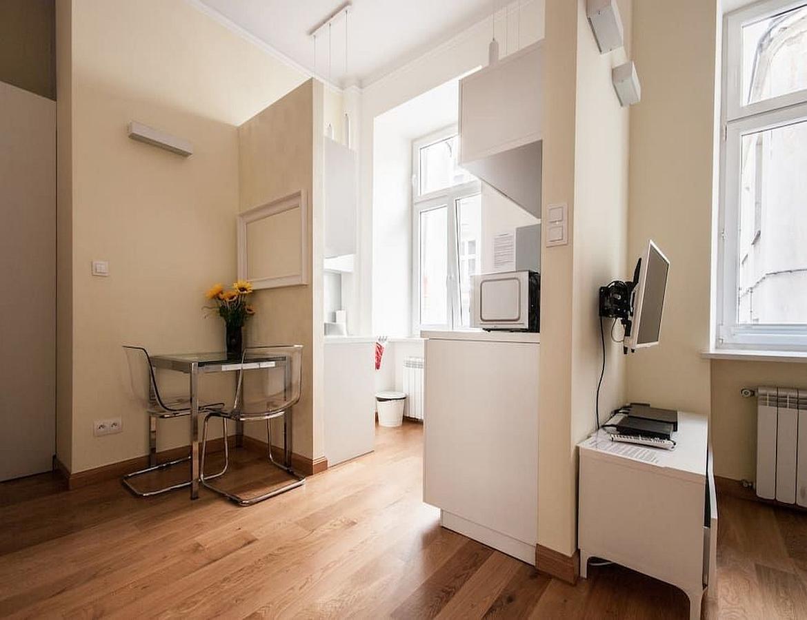 Elegant Apartment Foksal Warsaw Exterior photo